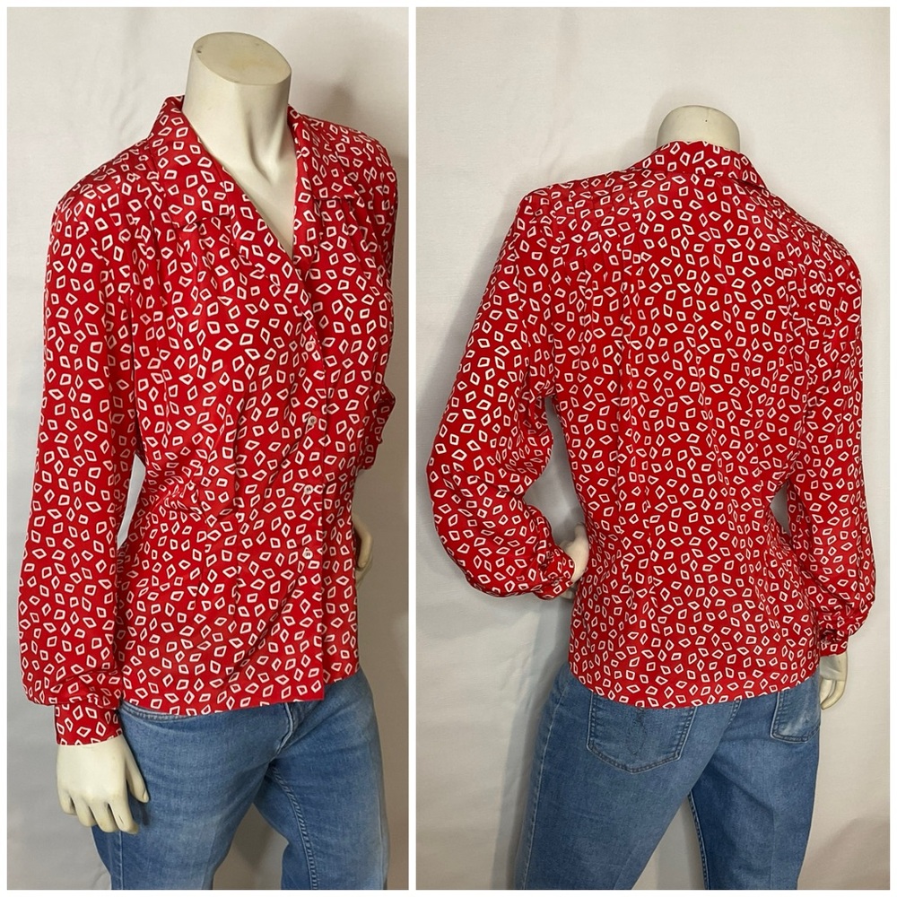 80’s Office Wear Liz Claiborne Red White Geo Print Pintucked Button Down Top